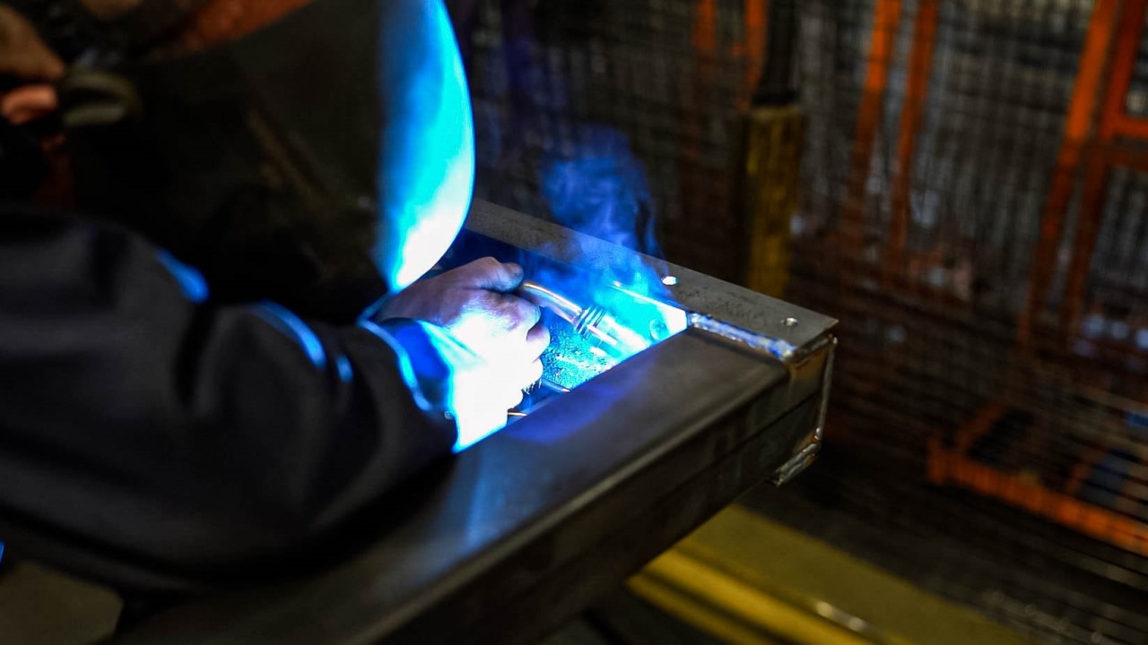 Van Orsouw Industriële Liften  Bergeijk afbeelding 1